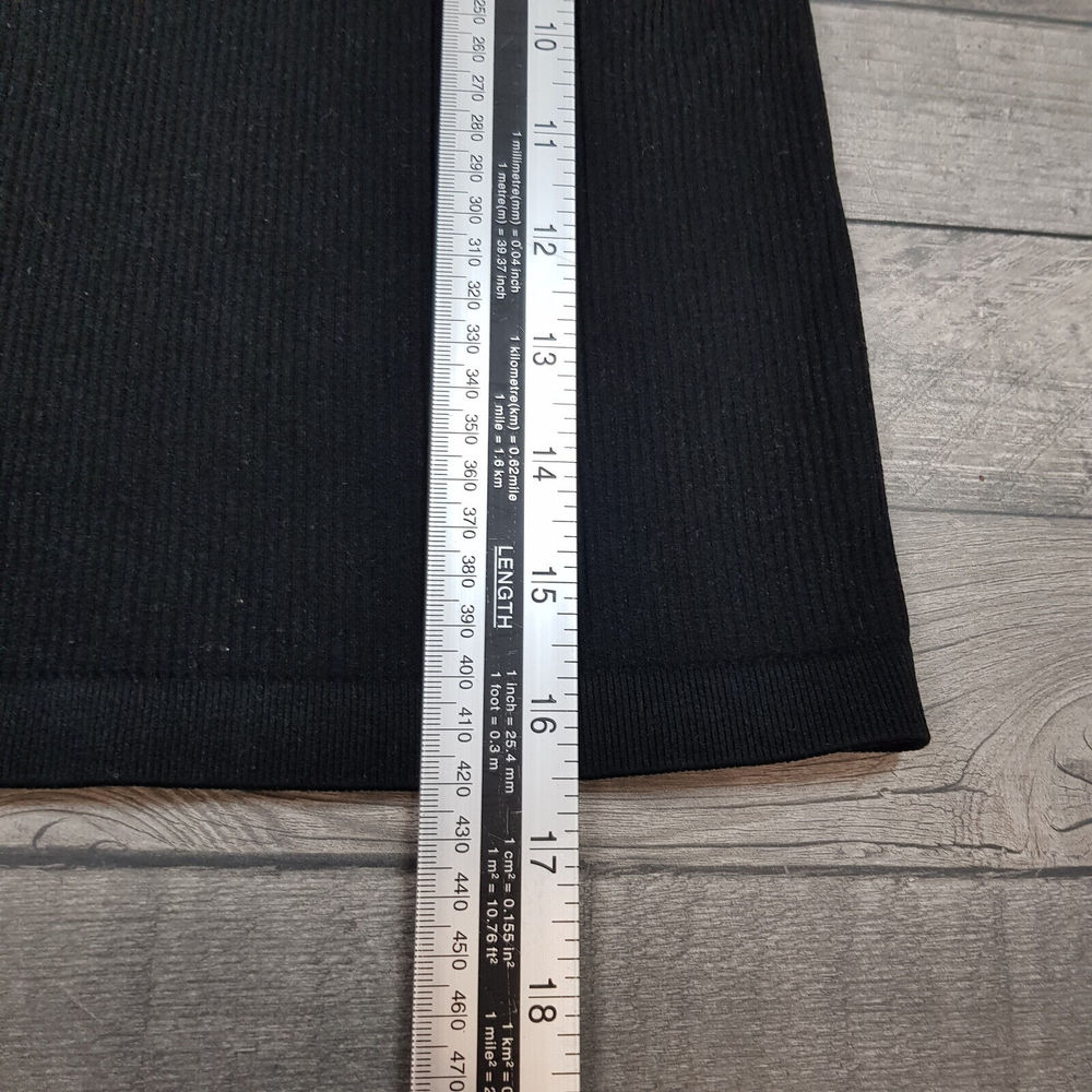 Urban Outfitters Crew Neck Tee T Shirt Medium UK 12 Black Ribbed Basics Stretch - Picture 4 of 8